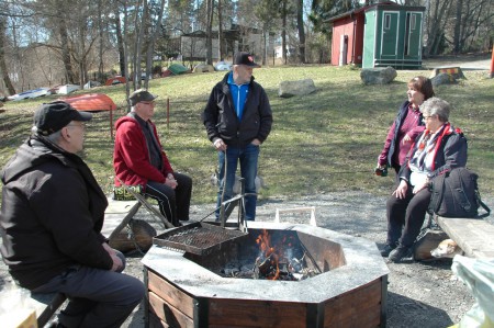 Grillaushetki, huhtikuu -16